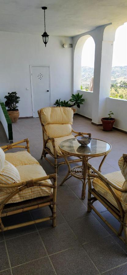 La Casa De Villena Фригиляна Екстериор снимка