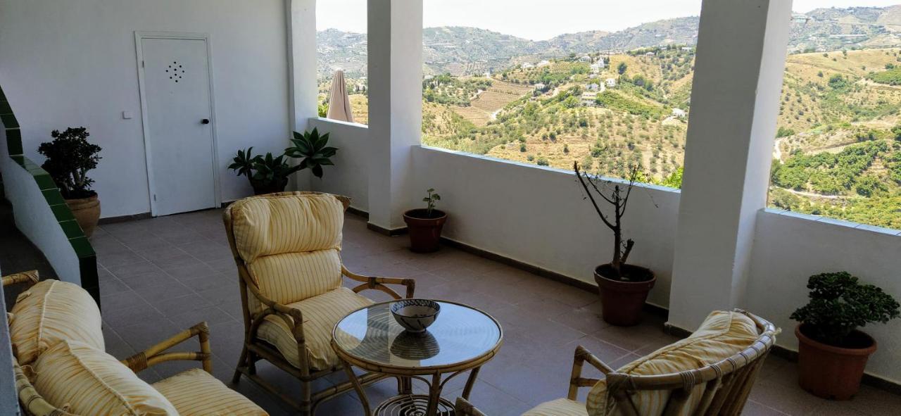 La Casa De Villena Фригиляна Екстериор снимка